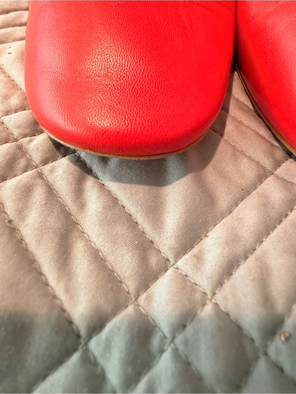 EVERLANE Day Heel in Classic, Retired Poppy Red Leather - Picture 6 of 8